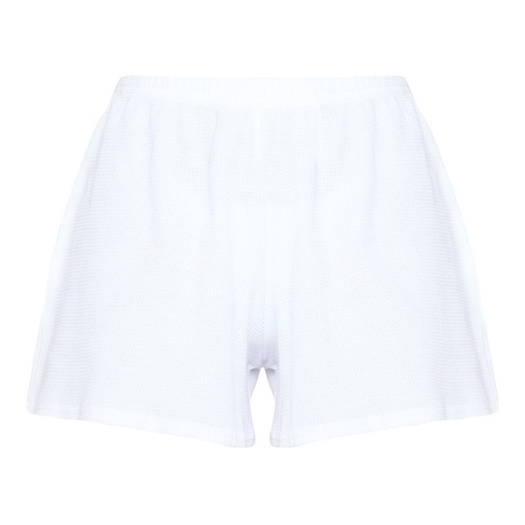 PrettyLittleThing Waffle Knit shorts - Picture 1 of 2